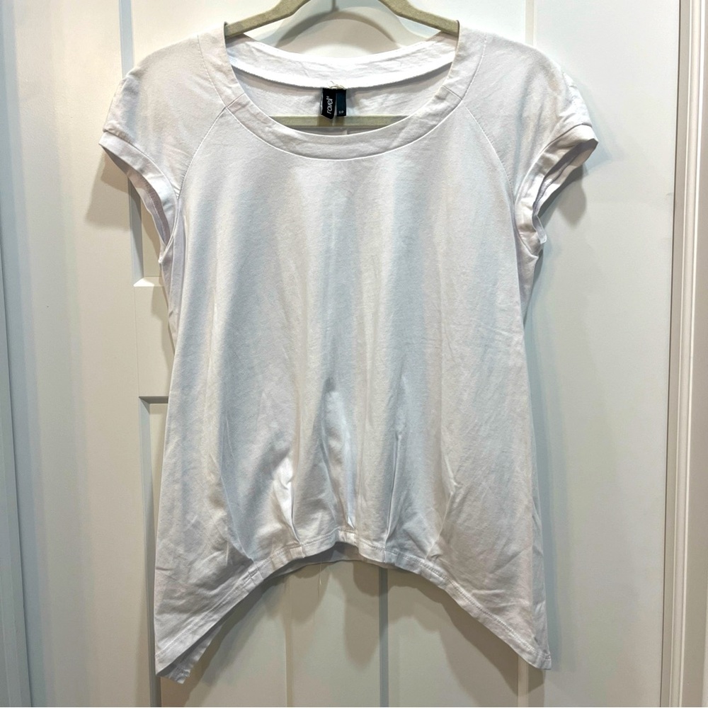 Ravel Woman's White Tee Shirt Cap Short Sleeve Curved Hem Size Small S/P